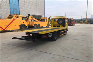 封开非事故拖车