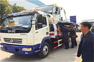 封开汽车道路救援拖车价格